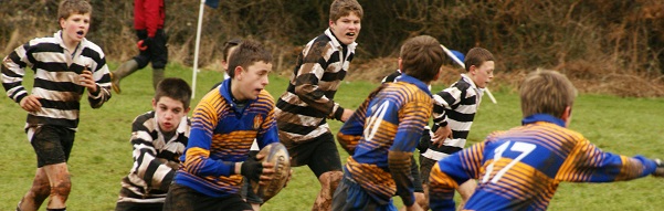 Sono un bambino che gioca a rugby