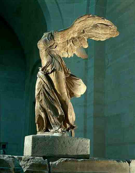 Louvre, terminato il restauro della Nike di Samotracia | UnderTrenta